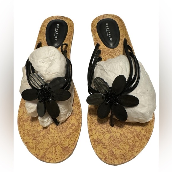 Reaction Kenneth Cole Floral Sandals Women’s Size 9M - Picture 4 of 5